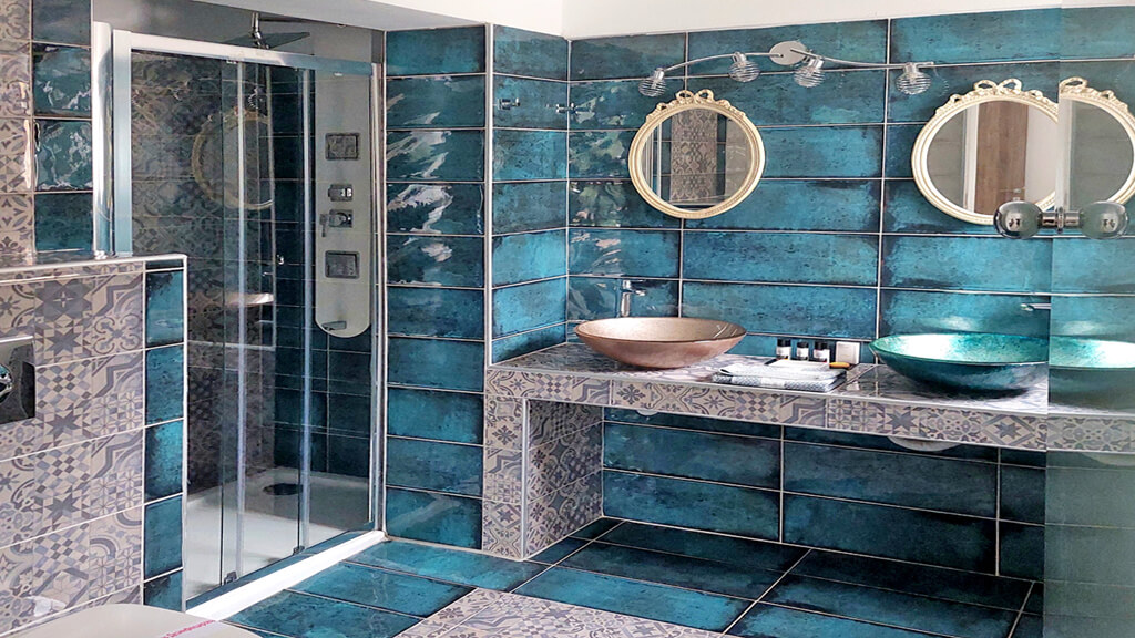 Villa PETRA bathroom 1